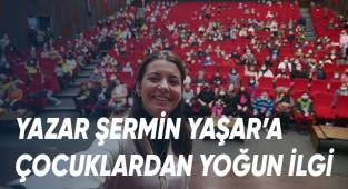 Yazar Şermin Yaşar’a Çocuklardan Yoğun İlgi