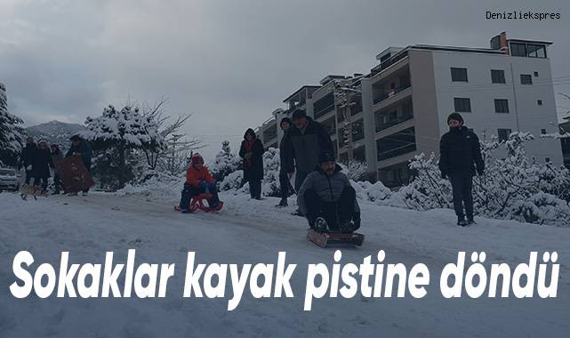 Karla kaplanan kentte eline leğen ve poşetini alanlar kayak keyfi yaşadı