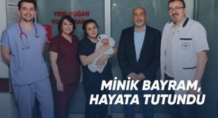 Minik Bayram, hayata tutundu