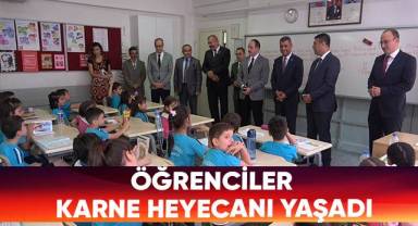 Öğrenciler karne heyecanı yaşadı