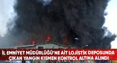 3 bölümden oluşan depoyu saran alevlere itfaiye ve TOMA’larla müdahale ediliyor