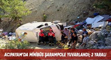 Acıpayam'da minibüs şarampole yuvarlandı; 2 yaralı