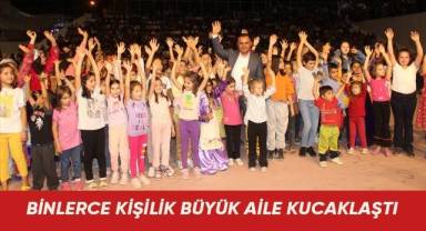 Çal'da Binlerce Kişilik Büyük Aile Kucaklaştı