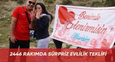 2446 rakımda sürpriz evlilik teklifi