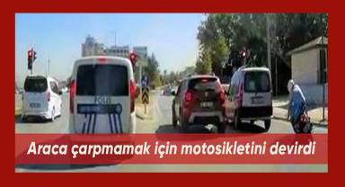 Araca çarpmamak için motosikletini devirdi