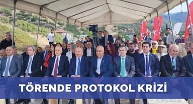 Törende Protokol Krizi
