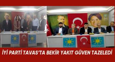 İYİ Parti Tavas'ta mevcut Başkan Bekir Yakıt güven tazeledi