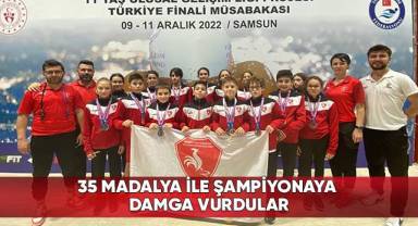 Büyükşehir yüzme takımı başarıya doymuyor