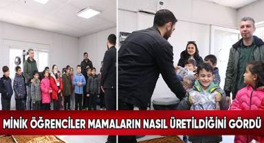 Minik Öğrenciler Pet Kafe’yi Ziyaret Etti