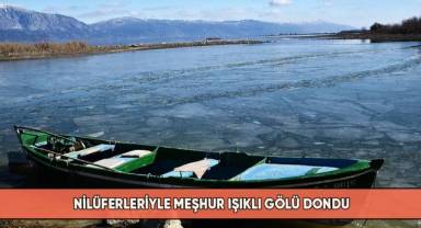 Buz tutan Işıklı Gölü görenleri kendisine hayran bıraktı