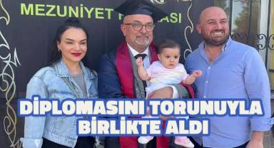 Yıllar sonra eşleri, çocukları ve torunlarıyla birlikte diplomalarına kavuşan ustalar duygusal anlar yaşadı