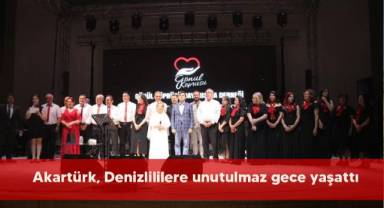 Akartürk, Denizlililere unutulmaz gece yaşattı