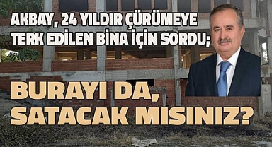 Denizli'nin Baklan ilçesinde 24 yıl önce belediye hizmet binası olarak başlatılan inşaat kaderine terk edildi 
