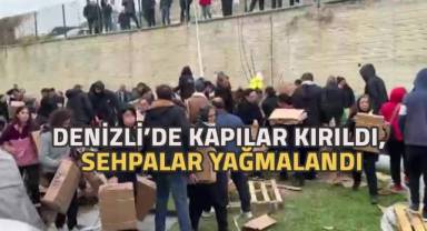 Alışveriş festivalindeki promosyon sehpaları alabilmek için izdihama neden olan kalabalık, fuar merkezinin kapısını kırdı