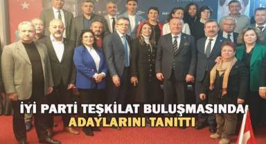 İYİ Parti Denizli Teşkilat Buluşması yoğun katılımla gerçekleştirildi.