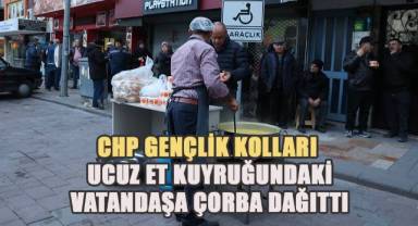 1 kilo et için sabaha karşı kuyruğa girmek zorunda olan vatandaşlar: Halimizi görür de belki utanırlar!