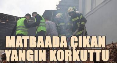 Atık kağıtların tutuşmasıyla başlayan yangın binaya sıçramadan söndürüldü