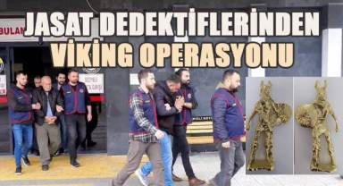 Eskitilmiş küp ve sahte heykellerle kandırdıkları yaşlı çiftçiyi 10 bin euro dolandıran 3 şüpheliden 2’si tutuklandı