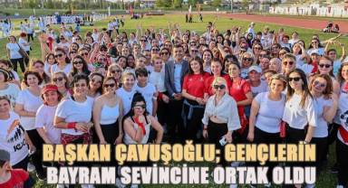 Başkan Çavuşoğlu gençlerin bayram sevincine ortak oldu
