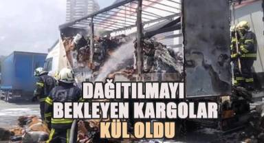 Dağıtılmayı bekleyen kargolar yangında kül oldu