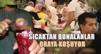 Kışın dağdan toplanan karlar yazın ortasında farklı aromalarla servis ediliyor