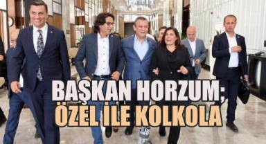 Başkan Horzum CHP Lideri Özel'le Manisa'da çiftçi mitinginde kolkola yürüdü