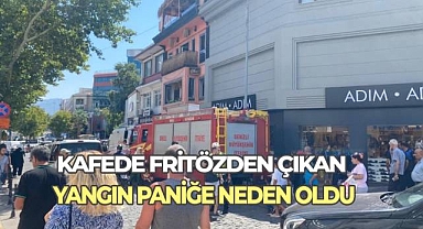 Kafede fritözden çıkan yangın paniğe neden oldu