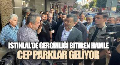 İstiklal'de Esnaf Dert Yandı, Çavuşoğlu 'Cep'le Yanıt Verdi