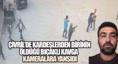 Köy meydanında kanlı hesaplaşmada Kardeşlerden birinin öldüğü, kavga anı kameralara yansıdı