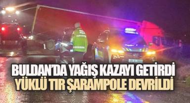 Facianın Eşiğinden Dönüldü: Tır Devrildi, Can Kaybı Yok