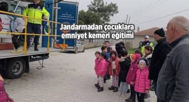 Jandarmadan çocuklara emniyet kemeri eğitimi