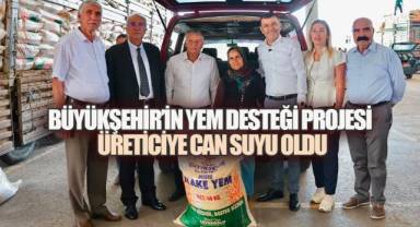 Büyükşehir 19 ilçede 32 bin çuval yemi yetiştiriciyle buluşturdu