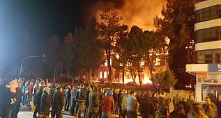 ÇAL GAZİ PAŞA İLK MEKTEBİ ALEVLERE TESLİM OLDU